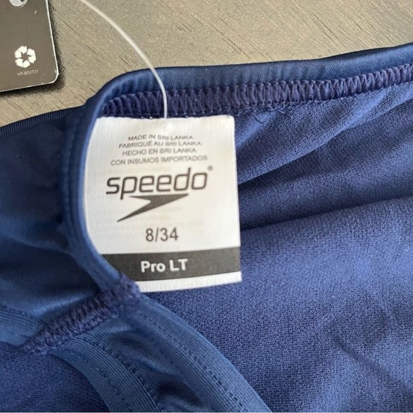SPEEDO Solid Super Proback One Piece in Navy Size 8 🎉Host Pick 🎉 - Picture 6 of 9